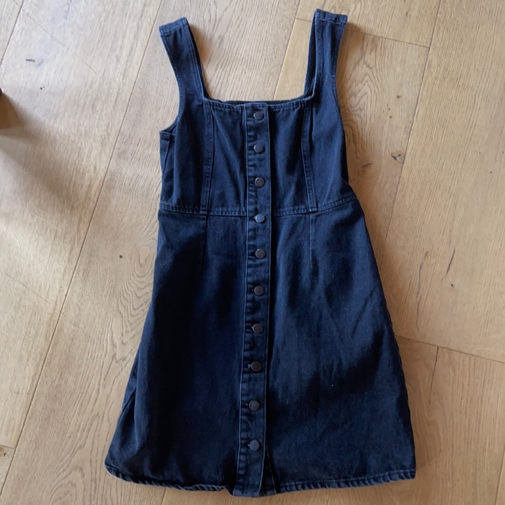 Urban Outfitters black jean button up dress size 8